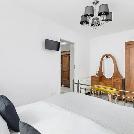 Retro Apartment Zamoyskiego Zakopane By Renters *